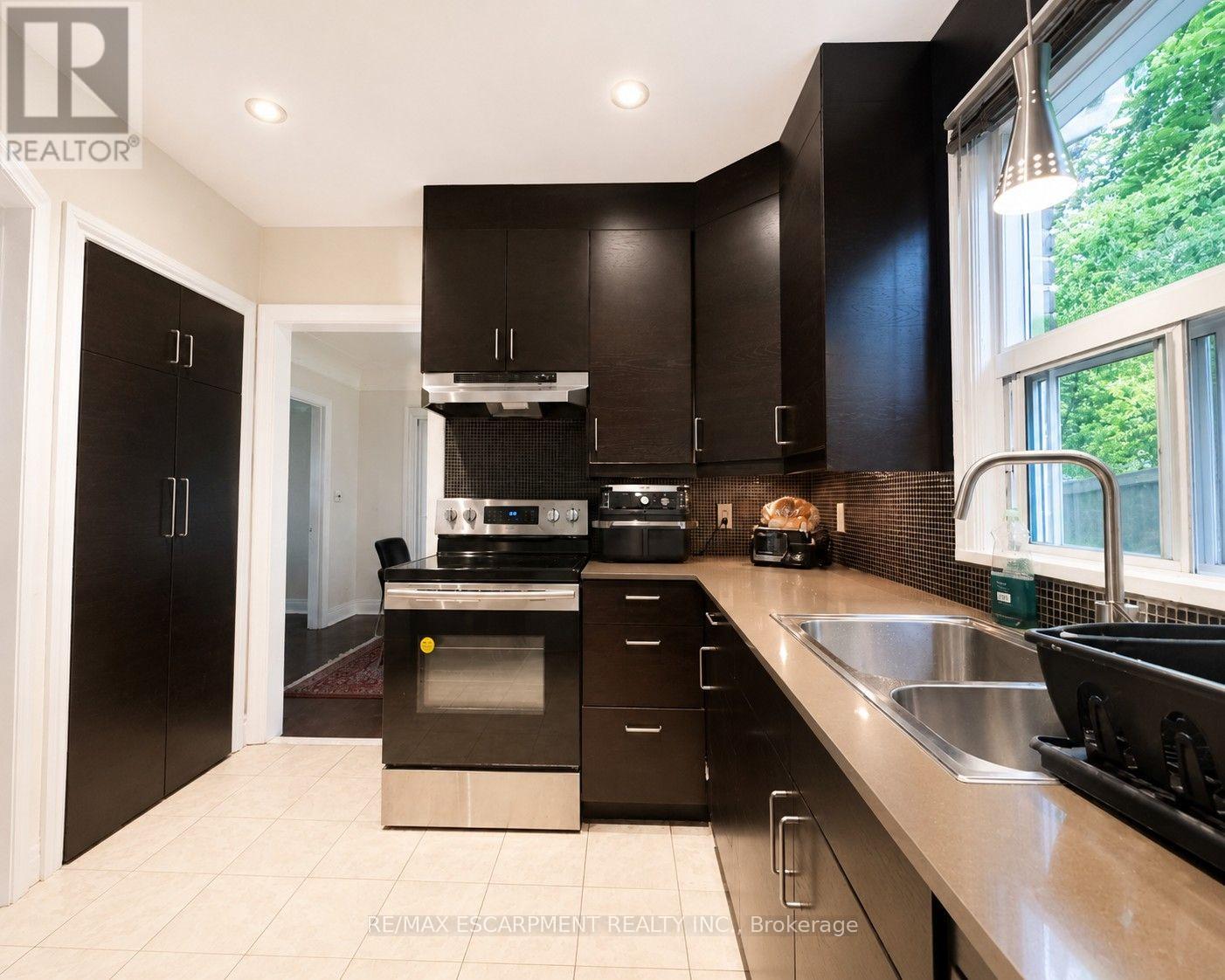 289 Sanatorium Road, Hamilton, Ontario  L9C 1Z4 - Photo 6 - X13723660
