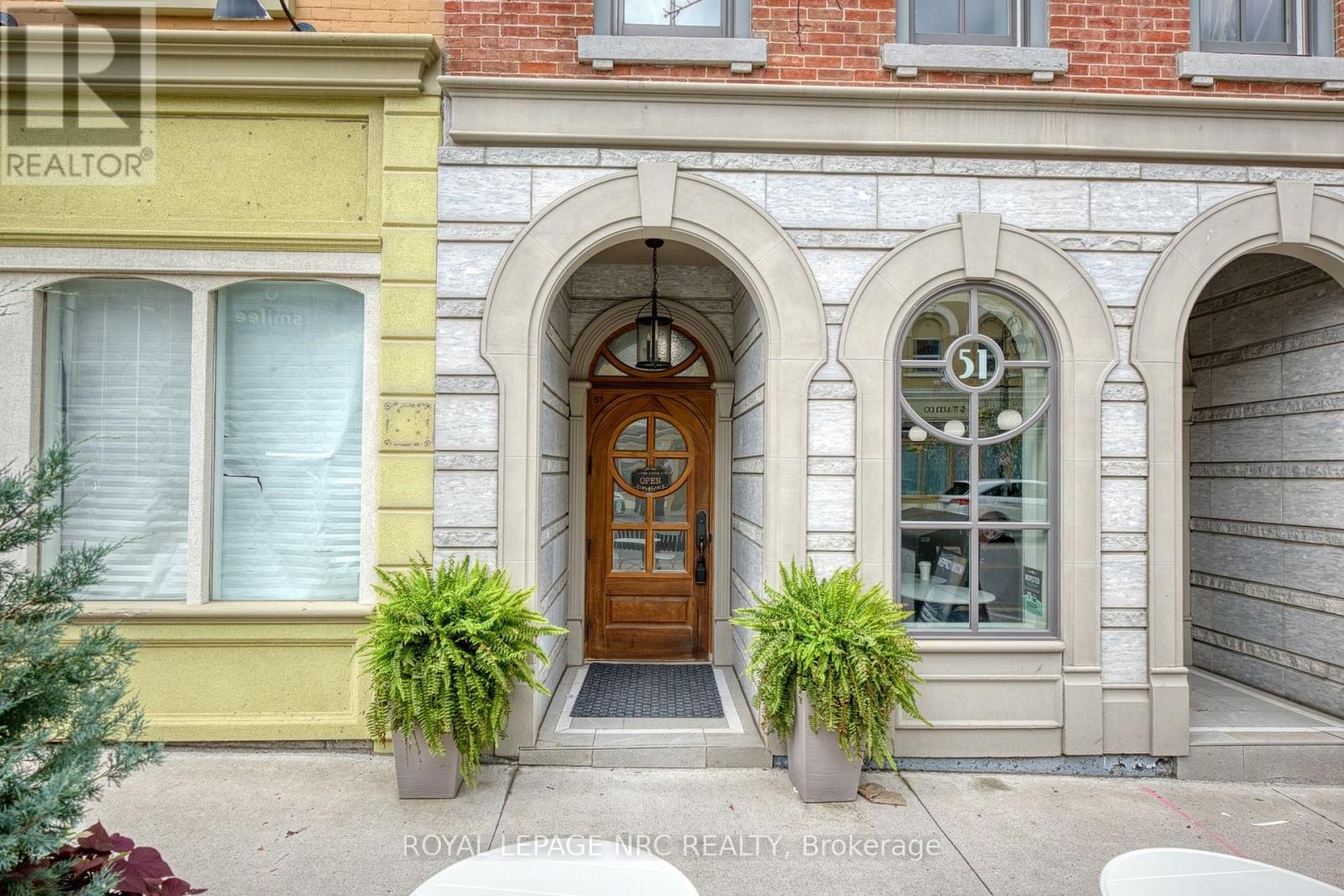 51 Front Street S, Thorold, Ontario  L2V 1W8 - Photo 3 - X13725500