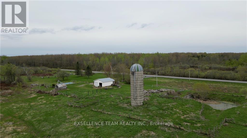 19100 Kenyon Conc Rd 7 Road, North Glengarry, Ontario  K0C 1A0 - Photo 14 - X9502534