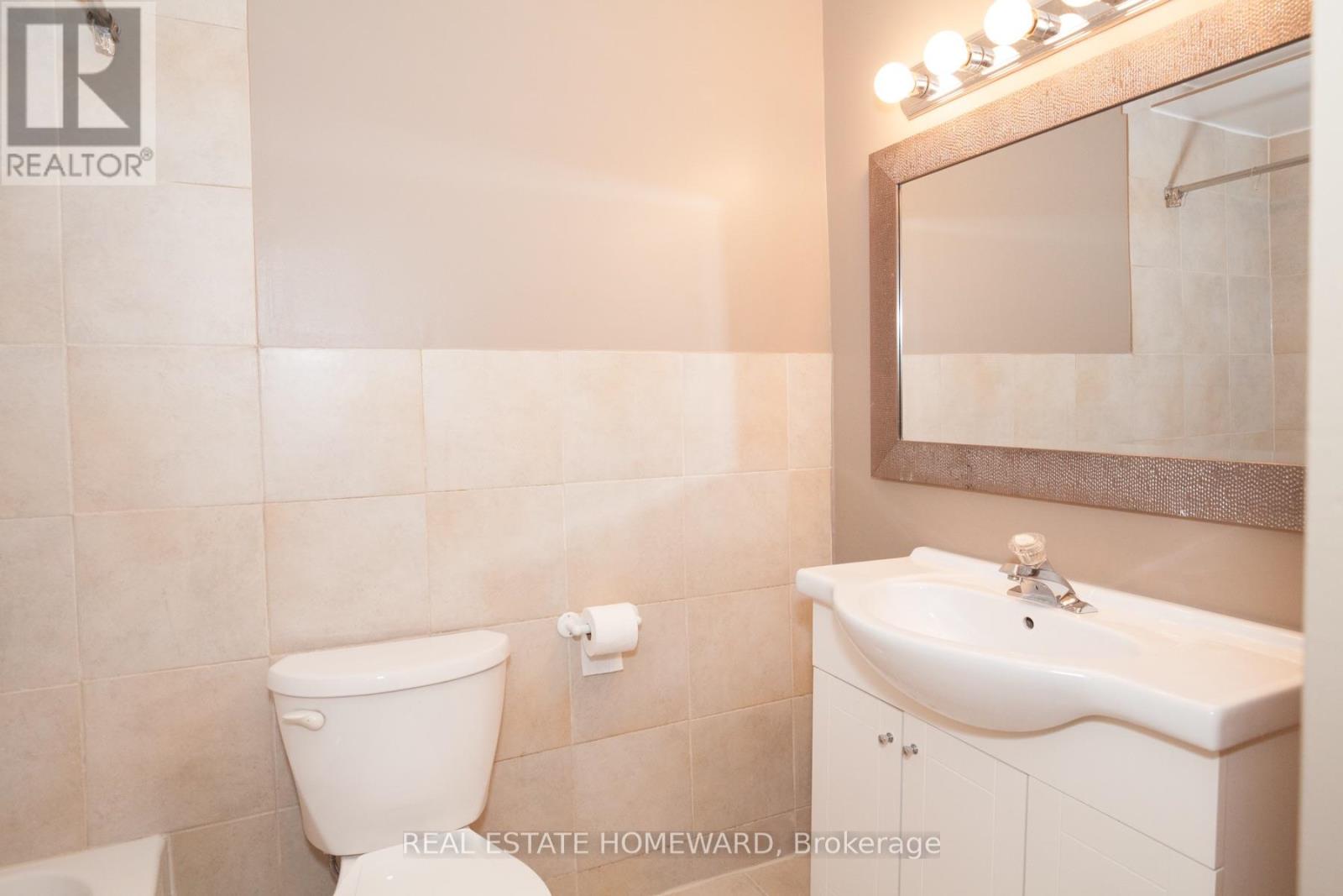 B - 920 Pape Avenue, Toronto, Ontario  M4K 3V2 - Photo 21 - E13634000