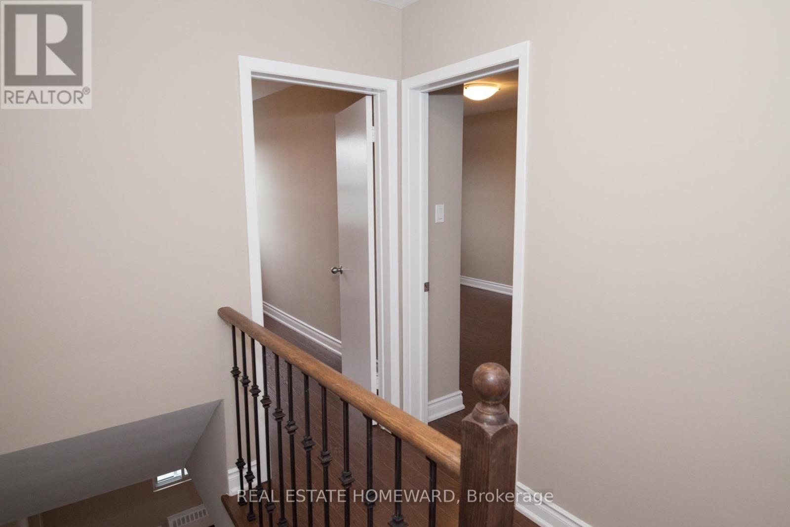 B - 920 Pape Avenue, Toronto, Ontario  M4K 3V2 - Photo 12 - E13634000