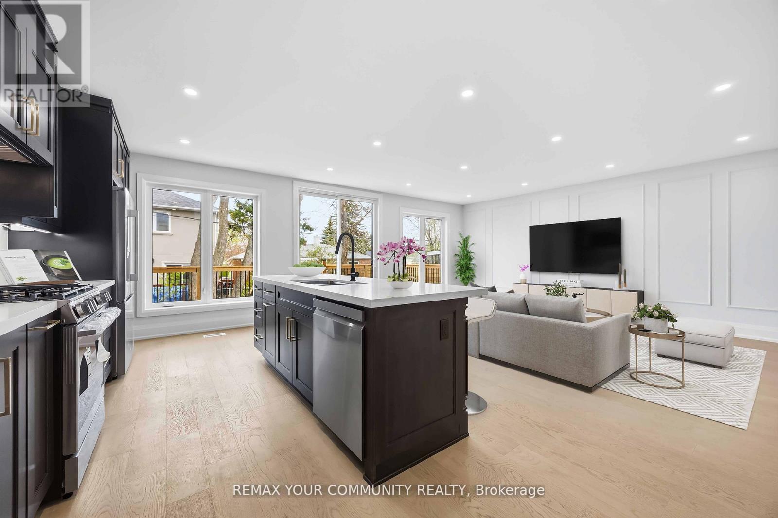 20 Castille Avenue, Toronto, Ontario  M1R 2C1 - Photo 18 - E13704652