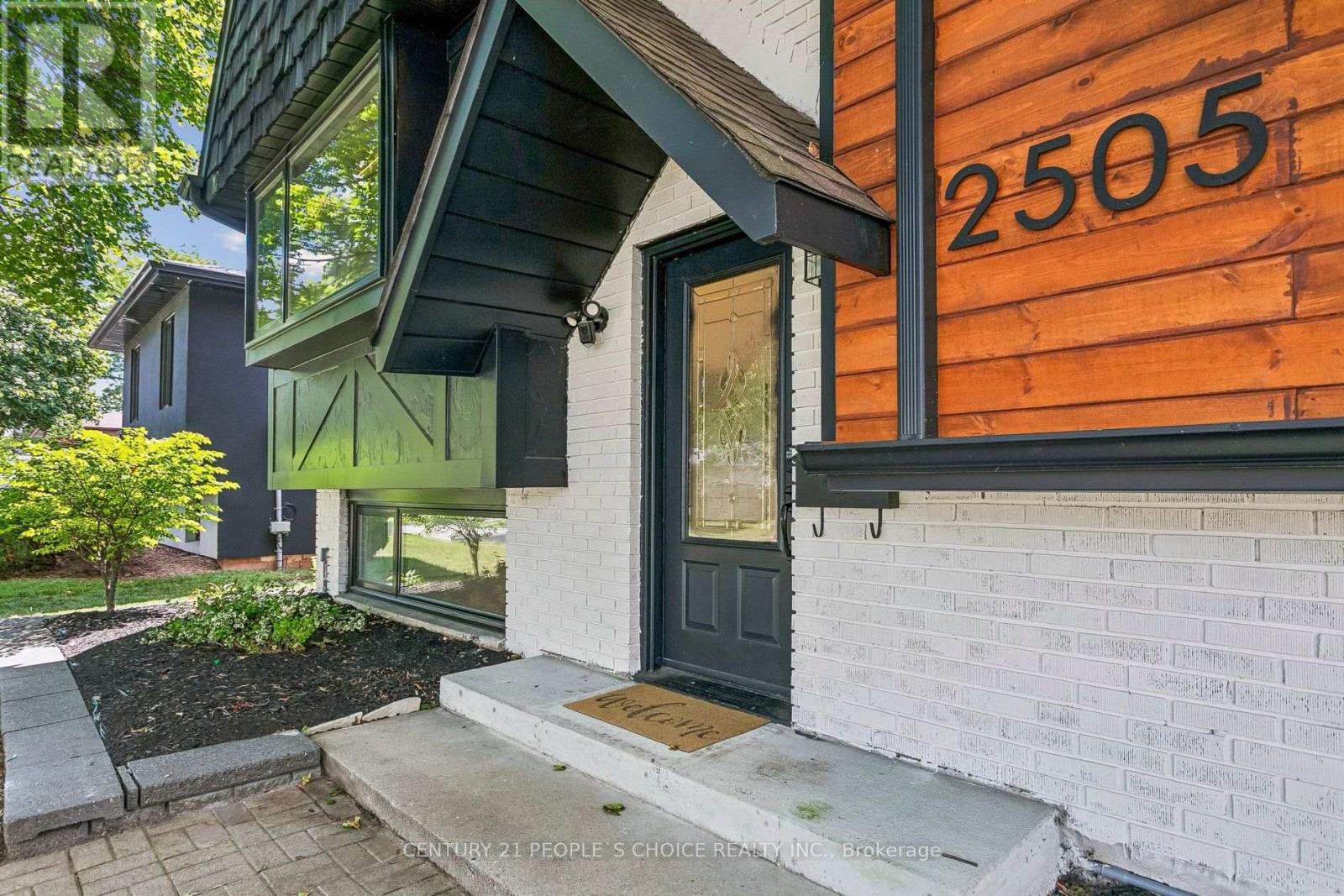 2505 Yarmouth Crescent, Oakville, Ontario  L6L 2M9 - Photo 5 - W13725494