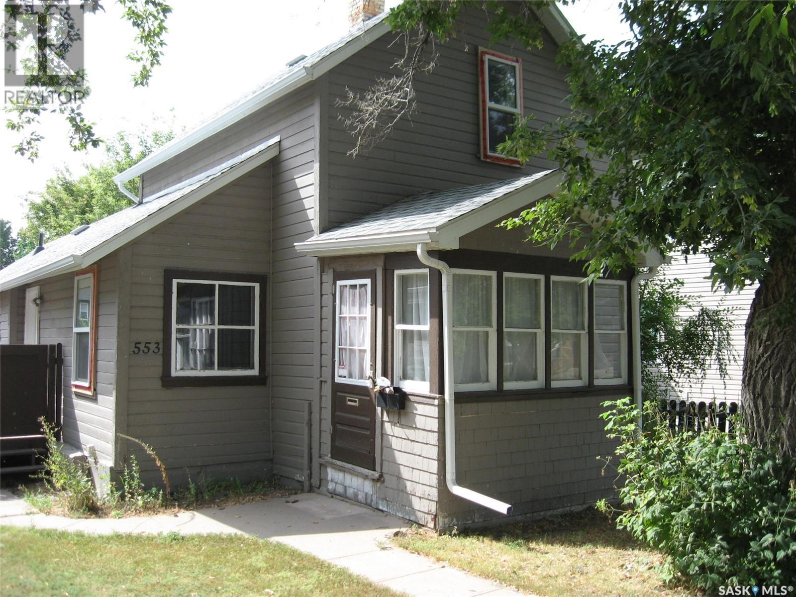 553 Athabasca STREET W, Moose Jaw, Saskatchewan