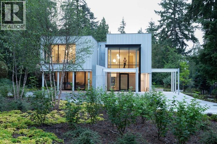 4725 W 4th Avenue, Vancouver, British Columbia  V6T 1C3 - Photo 2 - R3159697