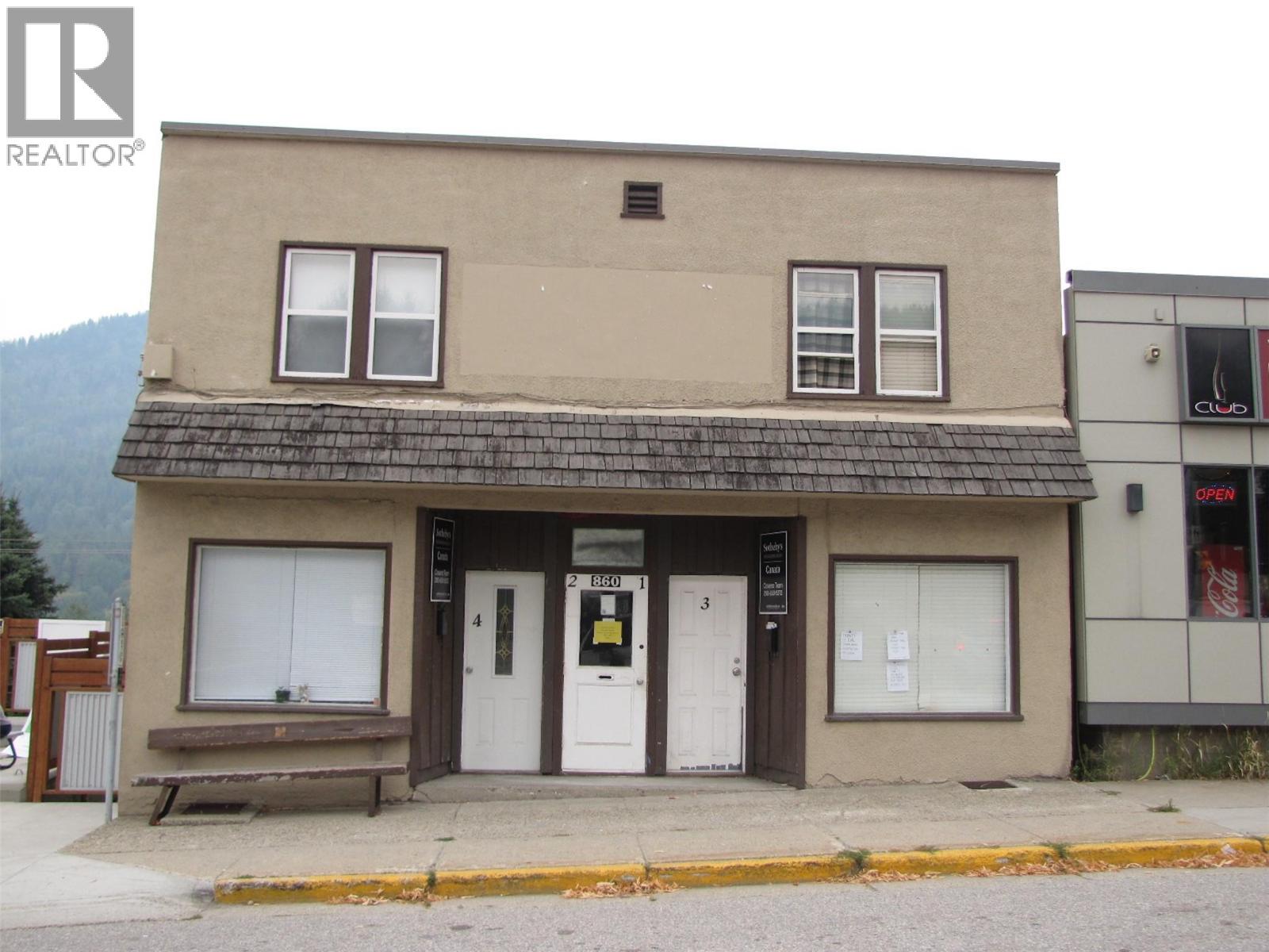 860 Schofield Highway, Warfield, British Columbia  V1R 2G9 - Photo 1 - 10393077