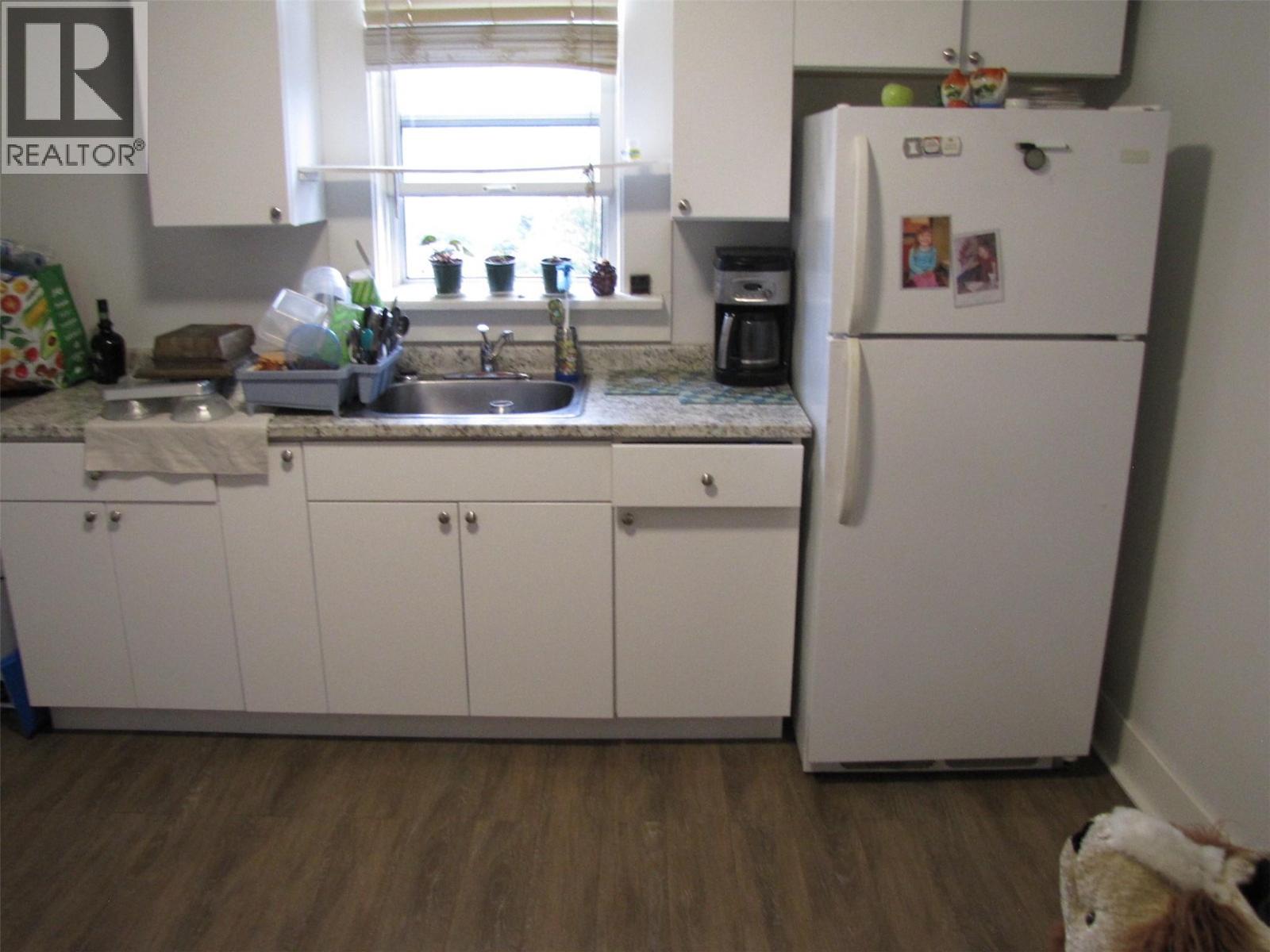860 Schofield Highway, Warfield, British Columbia  V1R 2G9 - Photo 10 - 10393077