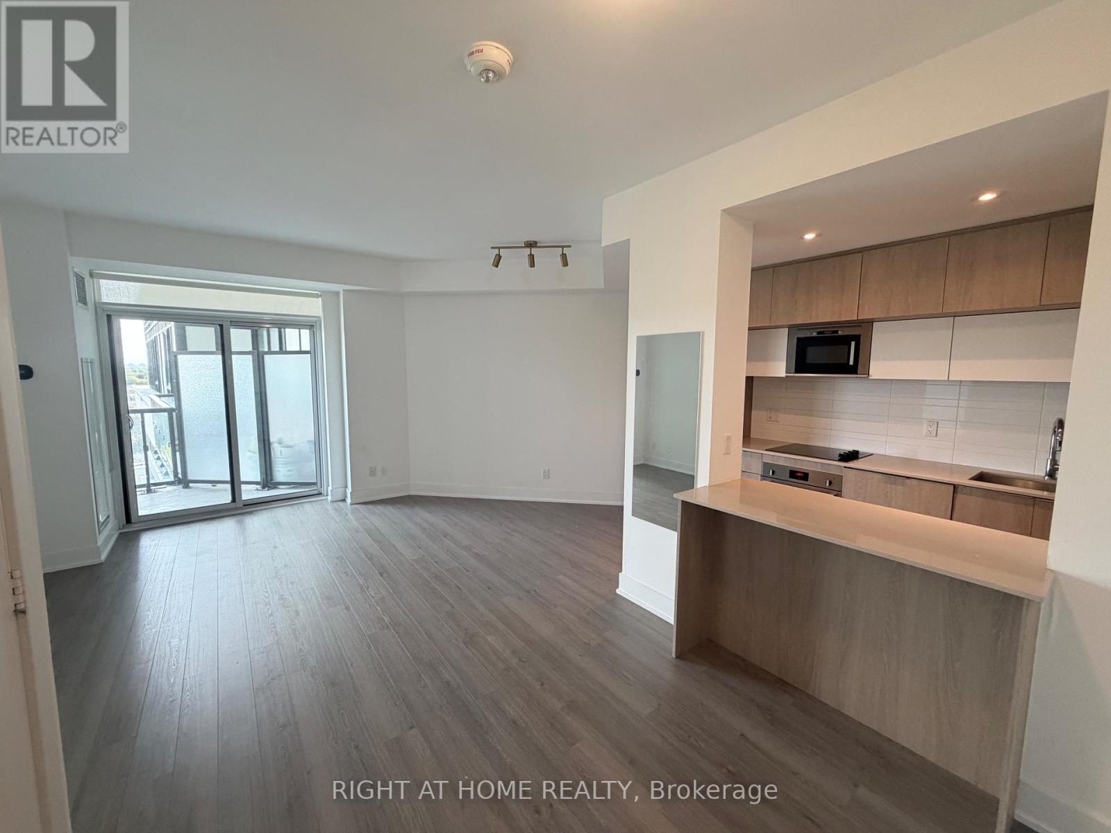 705 - 1 BELSIZE DRIVE, Toronto, Ontario