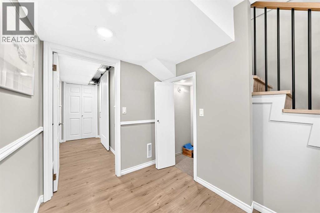 242, 4037 42 Street NW, Calgary, Alberta  T3A 2M9 - Photo 40 - A2340164