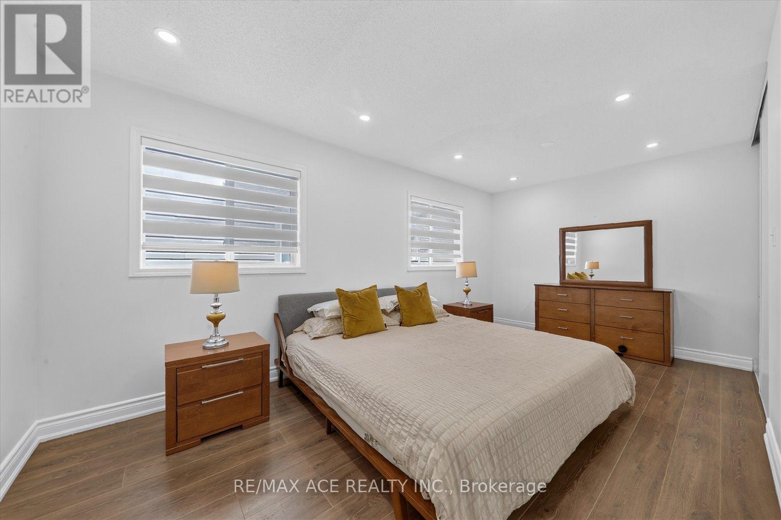 86 Solmar Avenue, Whitby, Ontario  L1R 3G2 - Photo 27 - E13725530