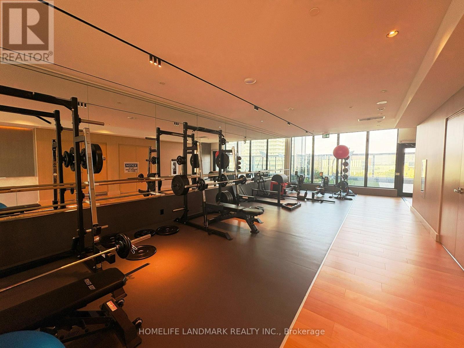 505 - 395 Square One Drive, Mississauga, Ontario  L5B 0P6 - Photo 14 - W13725536