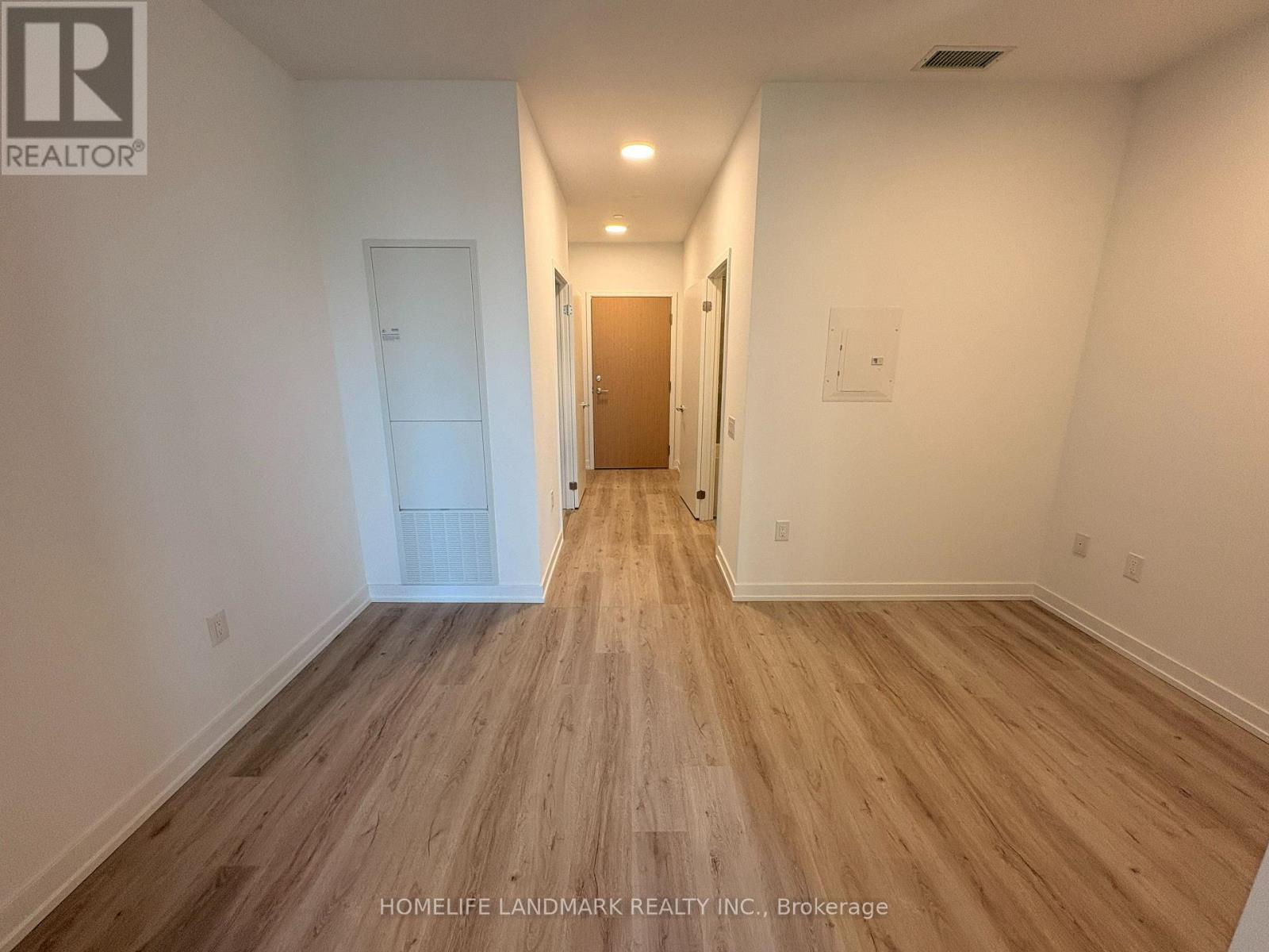 505 - 395 Square One Drive, Mississauga, Ontario  L5B 0P6 - Photo 9 - W13725536
