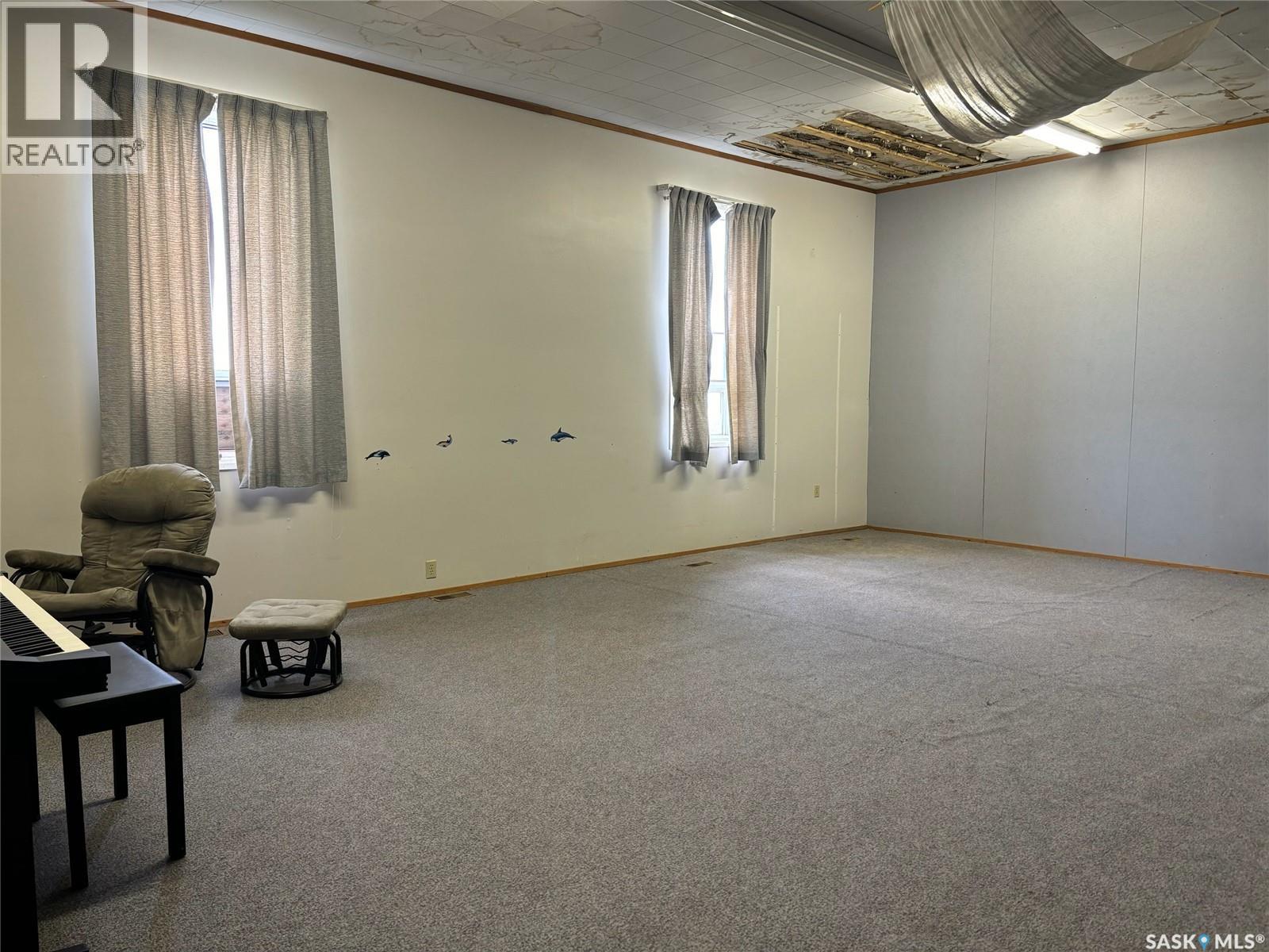 113 1st Avenue, Mankota Rm No. 45, Saskatchewan  S0H 2T0 - Photo 6 - SK047004