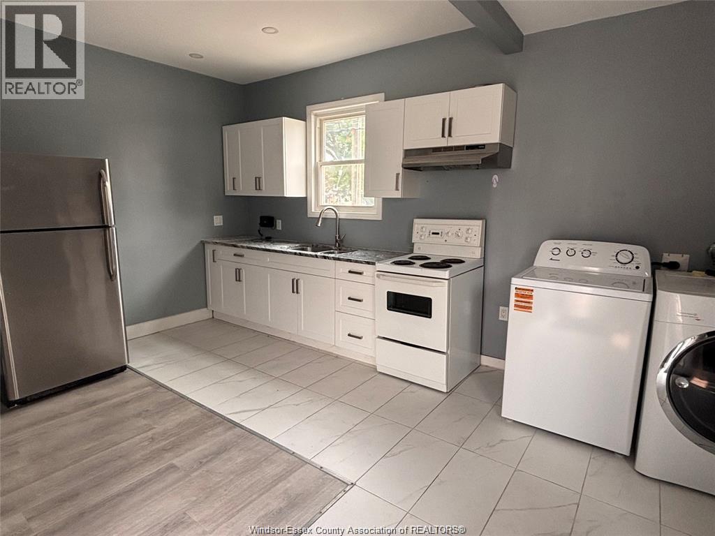 637 TUSCARORA, Windsor, Ontario