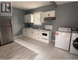 637 TUSCARORA, Windsor, Ontario