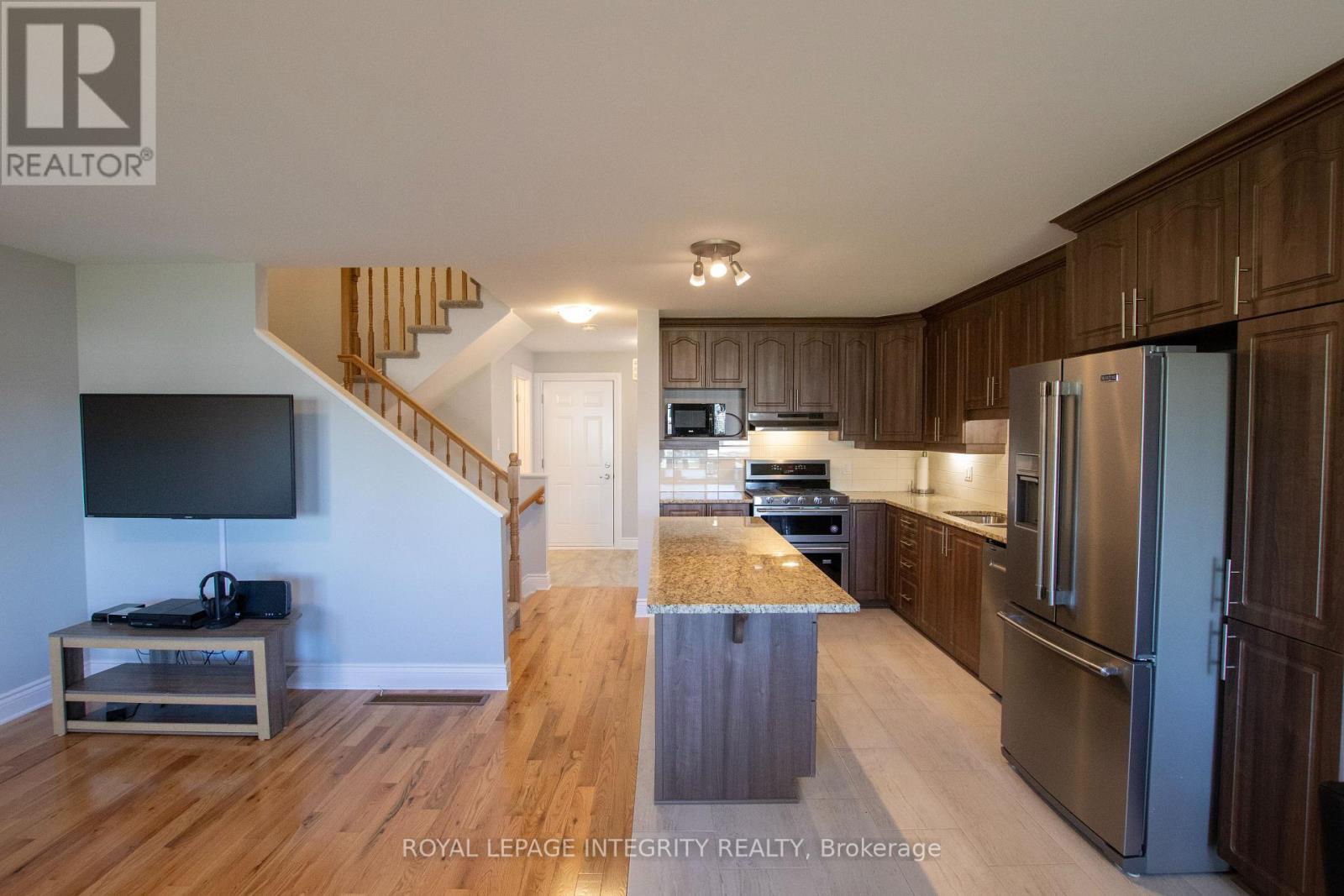 164 St-Malo Place, Russell, Ontario  K0A 1W0 - Photo 8 - X13725544