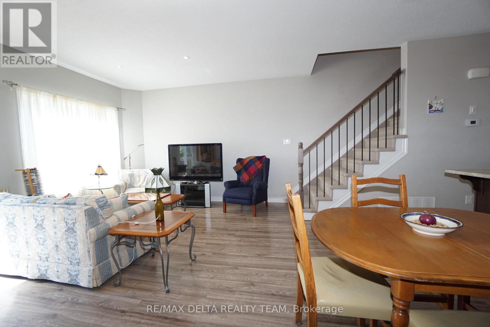 92 Bellwood Drive, Arnprior, Ontario  K7S 0H7 - Photo 14 - X13725550