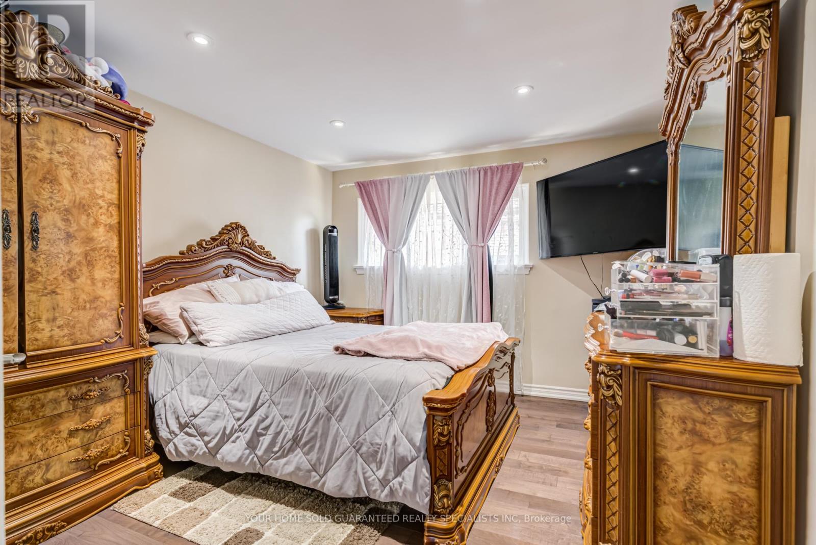 5 Hallow Crescent, Toronto, Ontario  M9W 2V8 - Photo 15 - W13520464