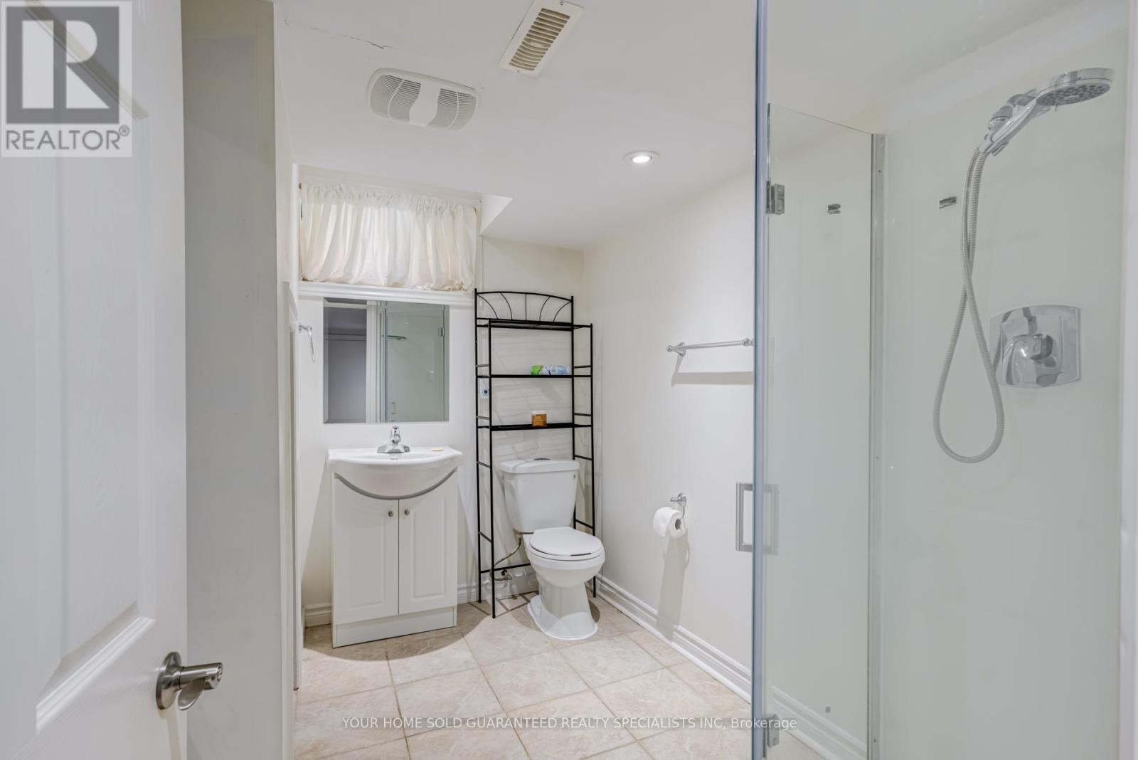 5 Hallow Crescent, Toronto, Ontario  M9W 2V8 - Photo 27 - W13520464