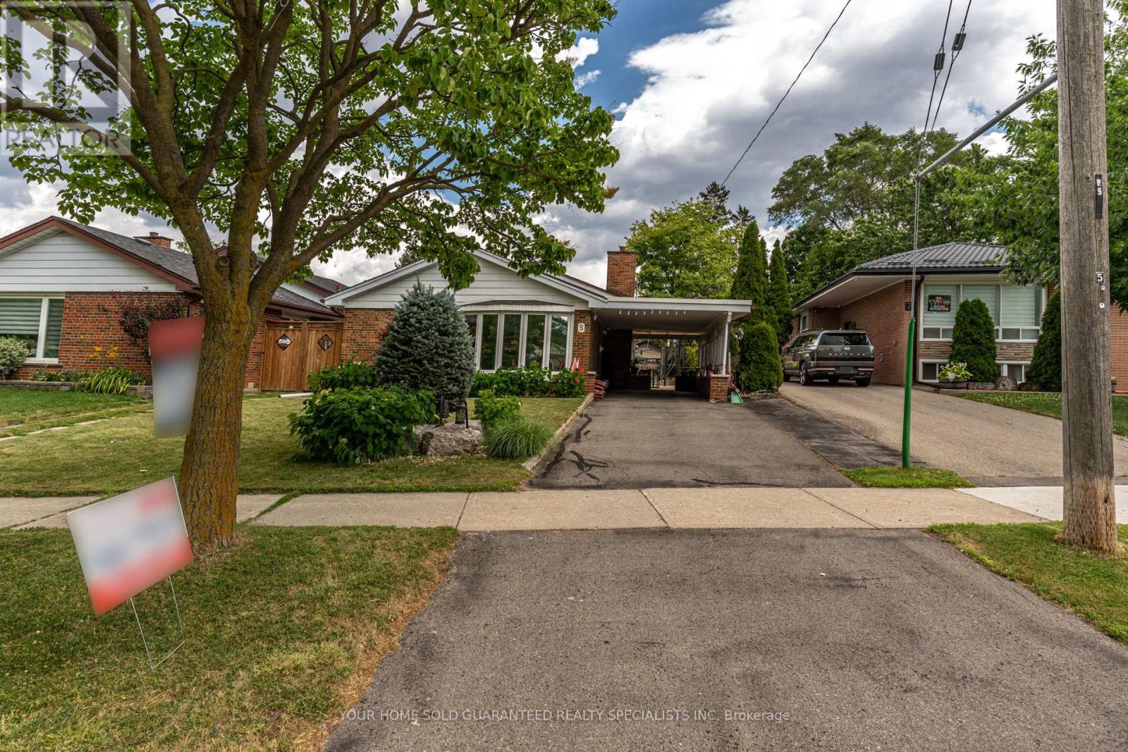 5 Hallow Crescent, Toronto, Ontario  M9W 2V8 - Photo 31 - W13520464