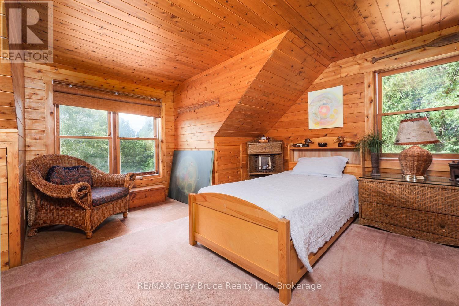 281 Shoreline Avenue, South Bruce Peninsula, Ontario  N0H 2T0 - Photo 12 - X13725540