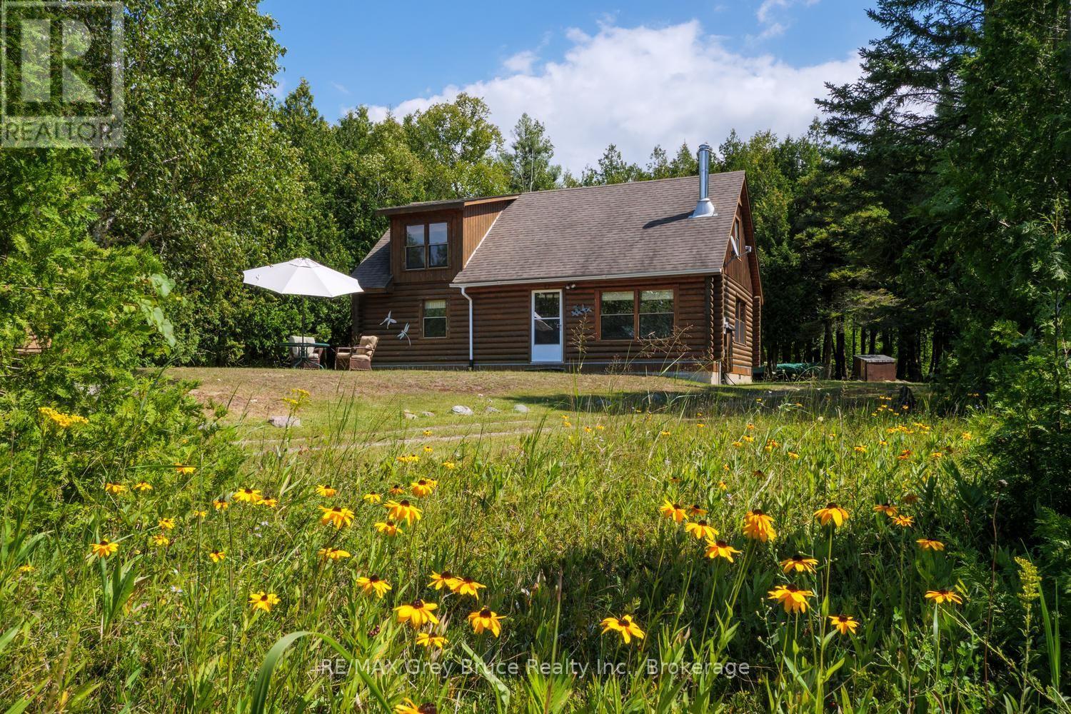 281 Shoreline Avenue, South Bruce Peninsula, Ontario  N0H 2T0 - Photo 23 - X13725540