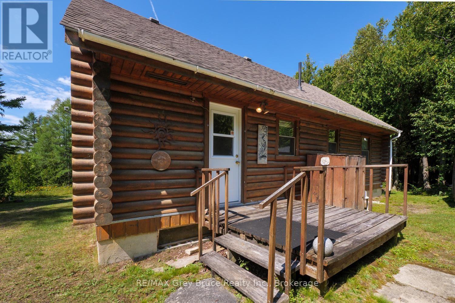281 Shoreline Avenue, South Bruce Peninsula, Ontario  N0H 2T0 - Photo 28 - X13725540