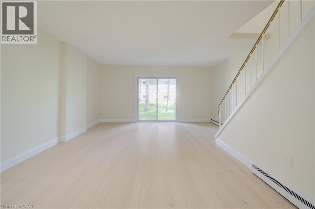 150 Westcourt Place, Waterloo, Ontario  N2L 2R7 - Photo 7 - 40858804