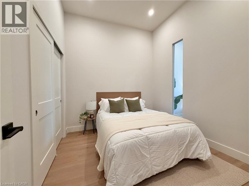 56 York Boulevard Unit# 404, Hamilton, Ontario  L8R 2M9 - Photo 6 - 40859278