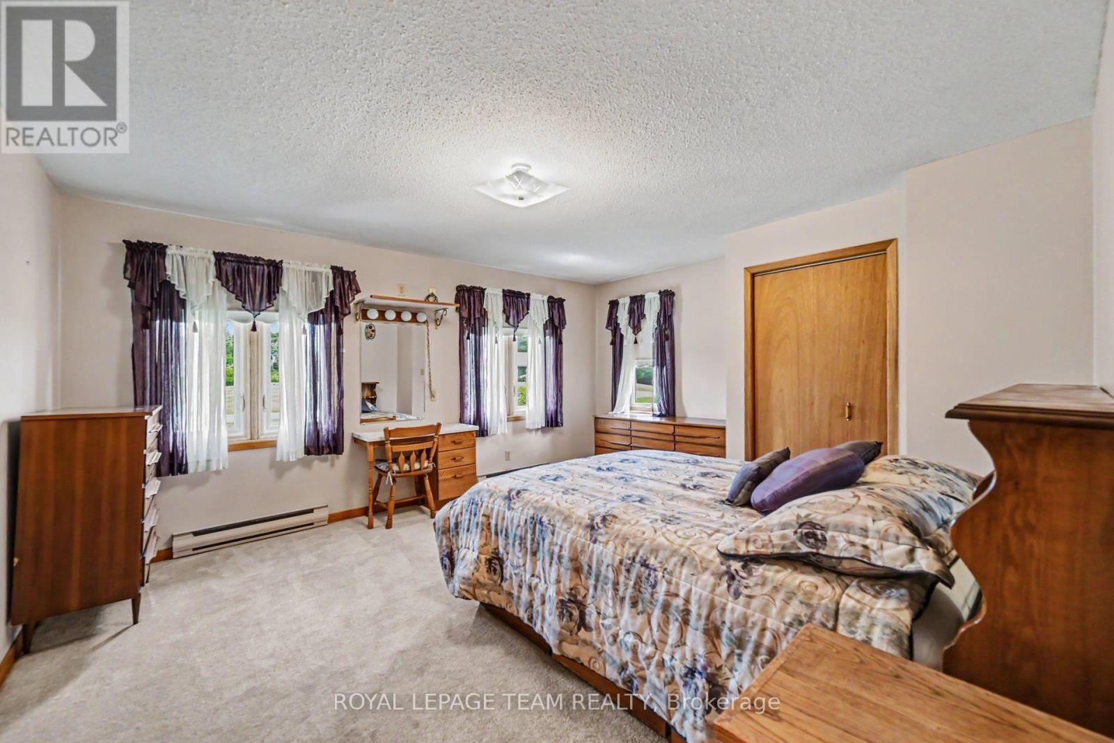 5630 Saver Road, South Dundas, Ontario  K0E 1K0 - Photo 14 - X13725562