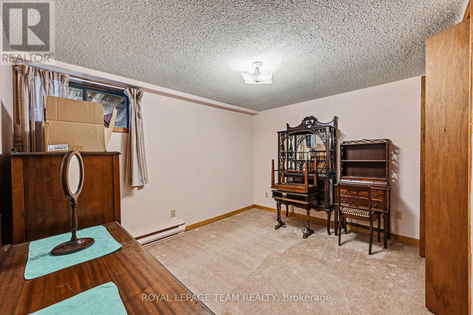 5630 Saver Road, South Dundas, Ontario  K0E 1K0 - Photo 23 - X13725562