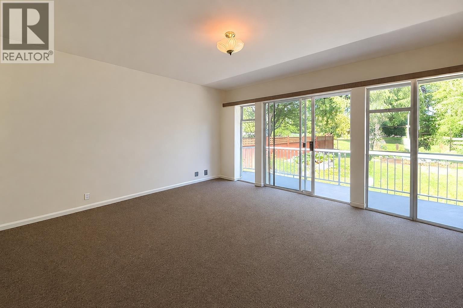 530 Shaw Road, Gibsons, British Columbia  V0N 1V8 - Photo 10 - R3159829