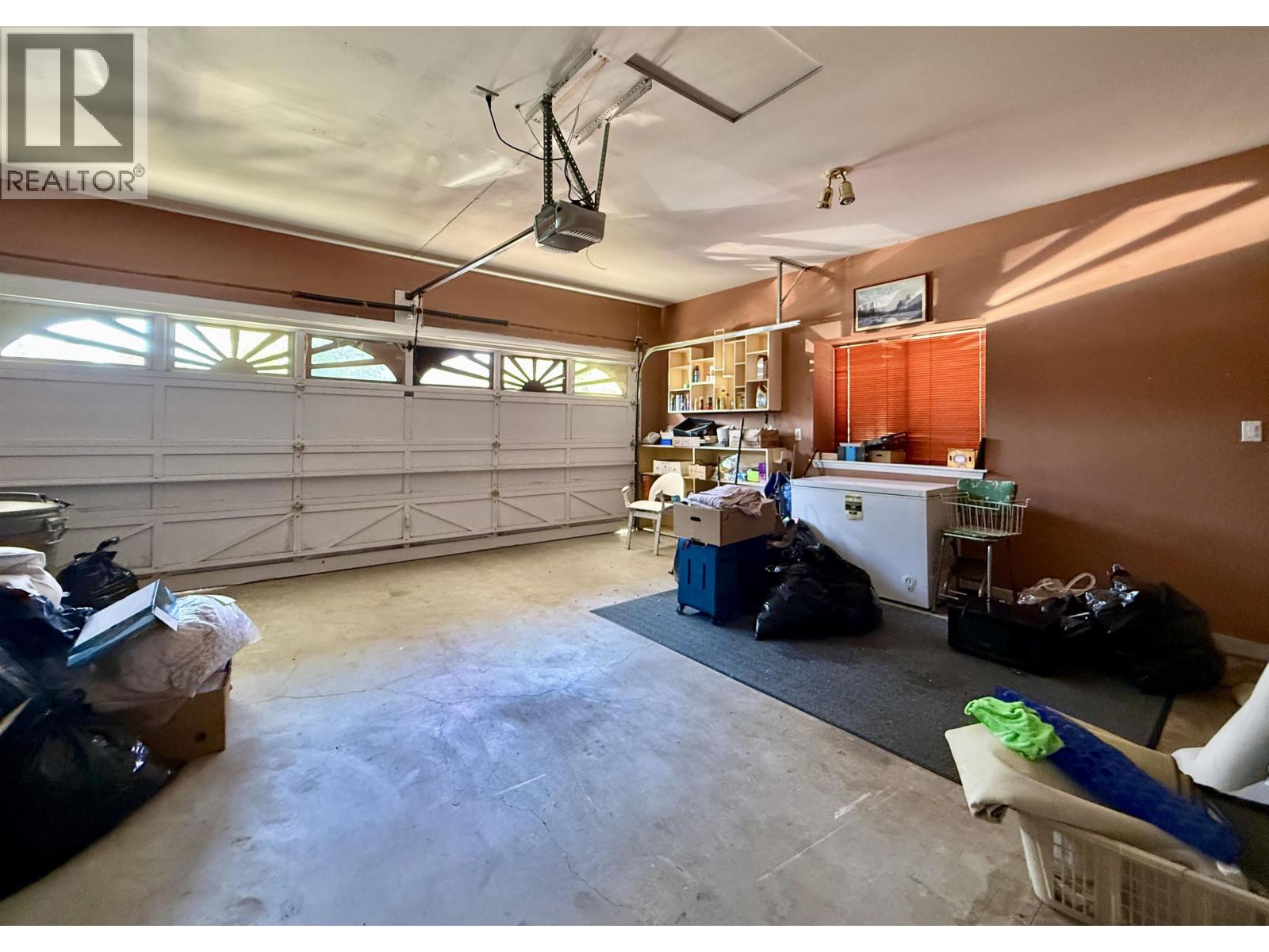 530 Shaw Road, Gibsons, British Columbia  V0N 1V8 - Photo 16 - R3159829
