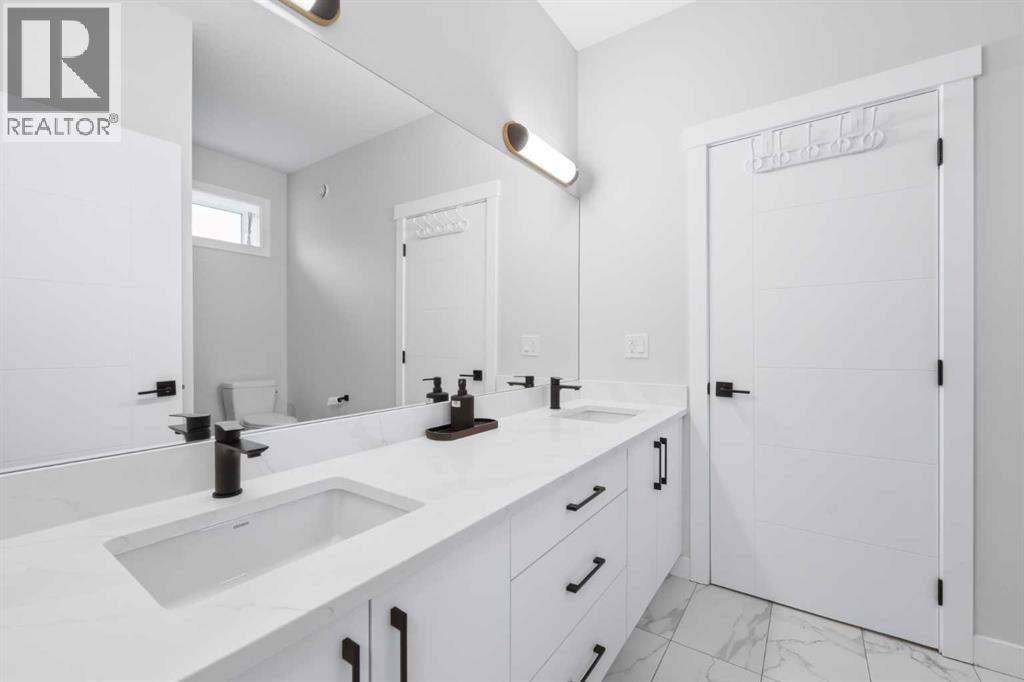 105 Rockhaven Green NW, Calgary, Alberta  T3G 0C5 - Photo 32 - A2333517