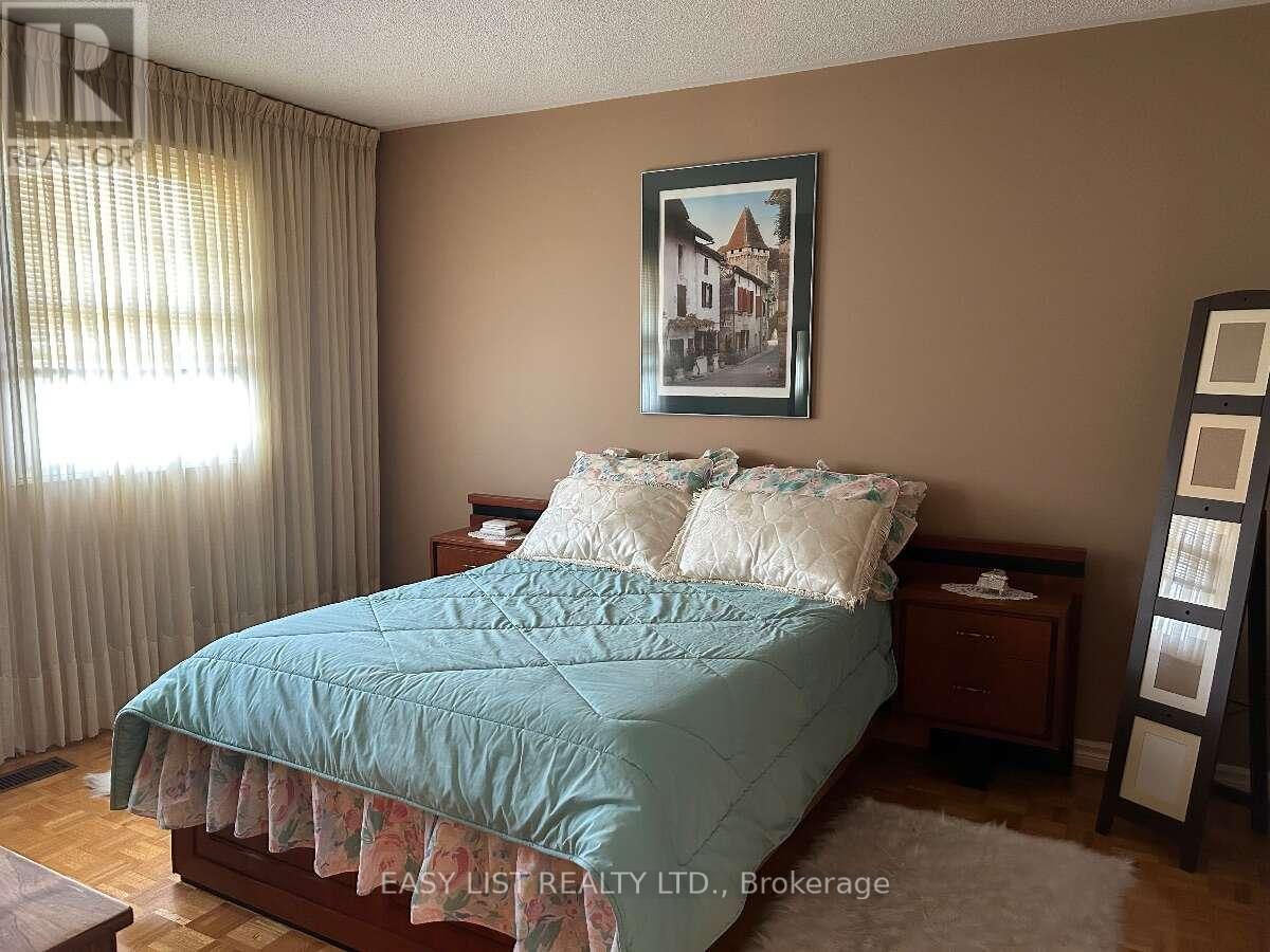 14 Gas Light Crescent, Vaughan, Ontario  L4L 8E8 - Photo 13 - N13725554