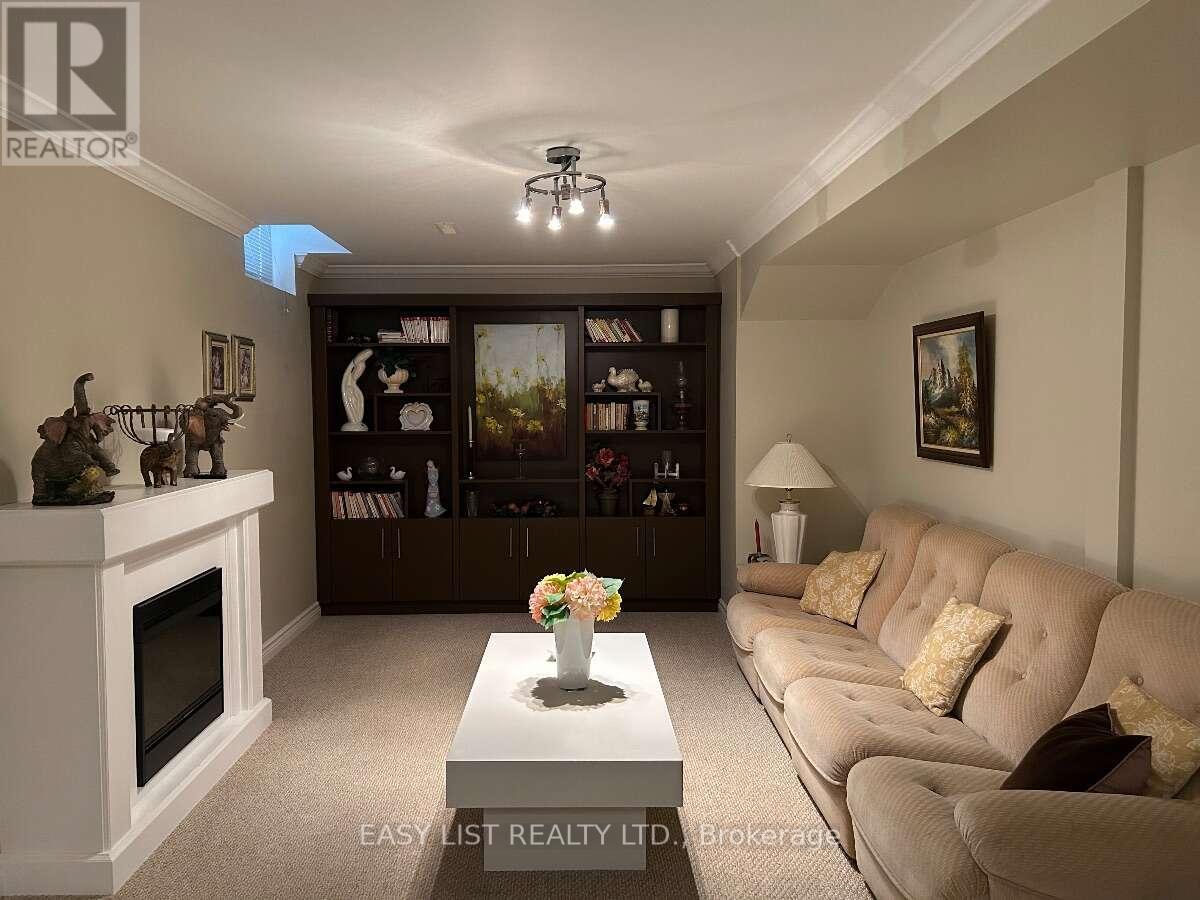14 Gas Light Crescent, Vaughan, Ontario  L4L 8E8 - Photo 25 - N13725554