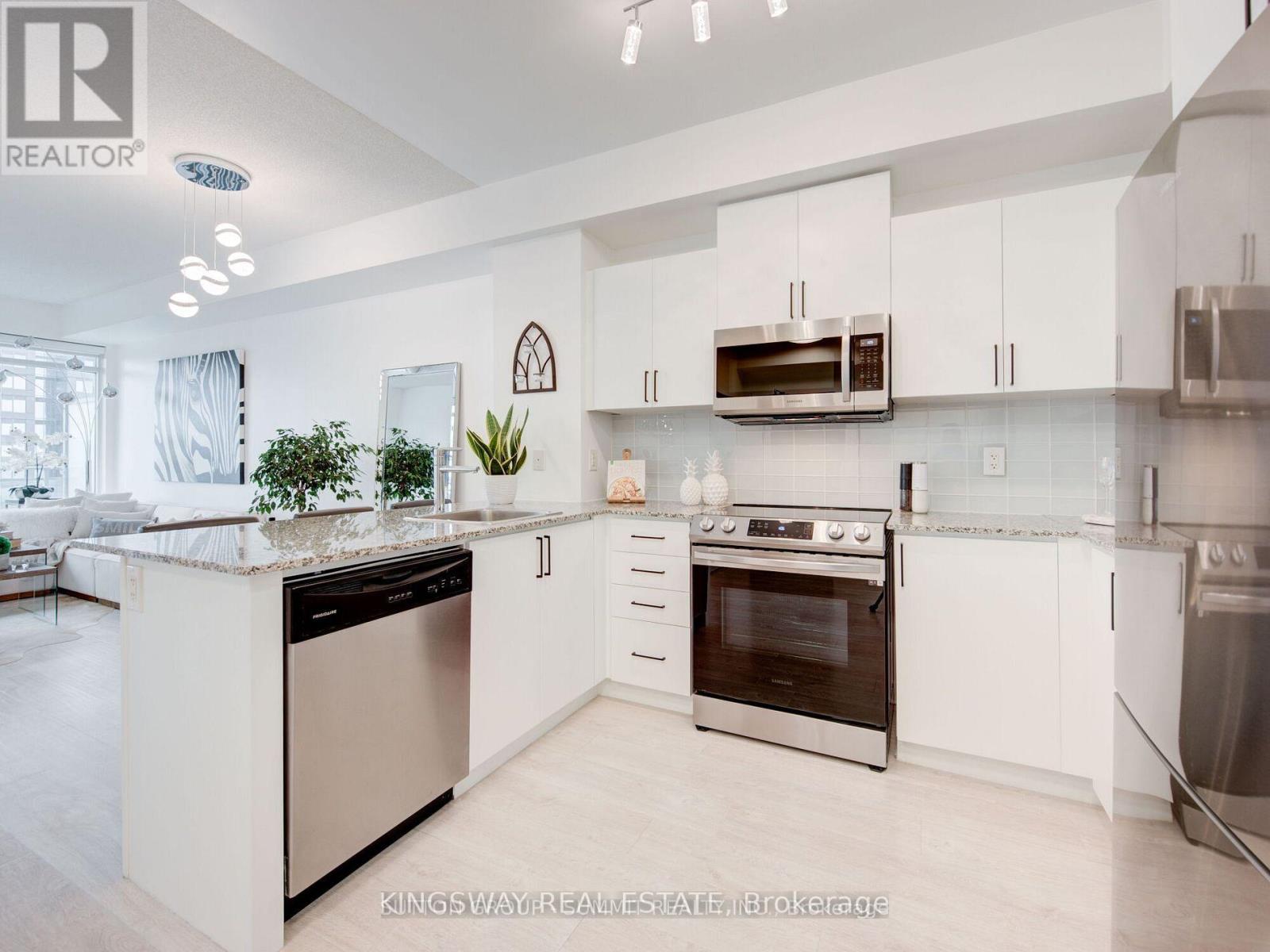 2606 - 360 Square One Drive, Mississauga, Ontario L5B 0G7 - Photo 5 - W13725560