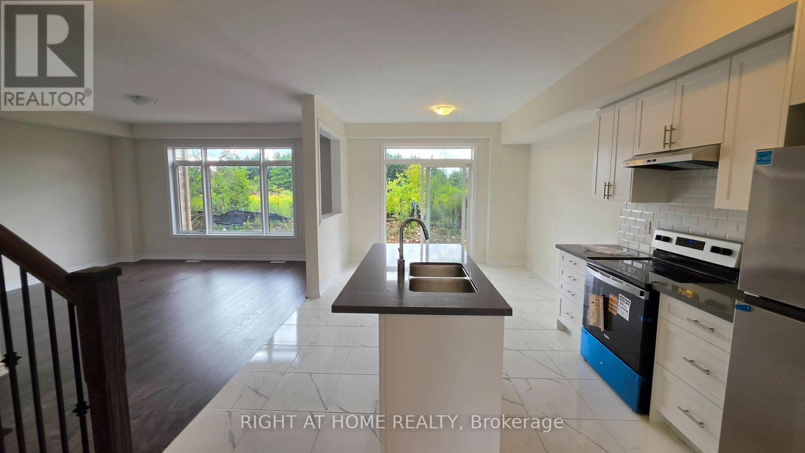 233 Postill Street, Brant, Ontario  N3L 0R6 - Photo 9 - X13725556