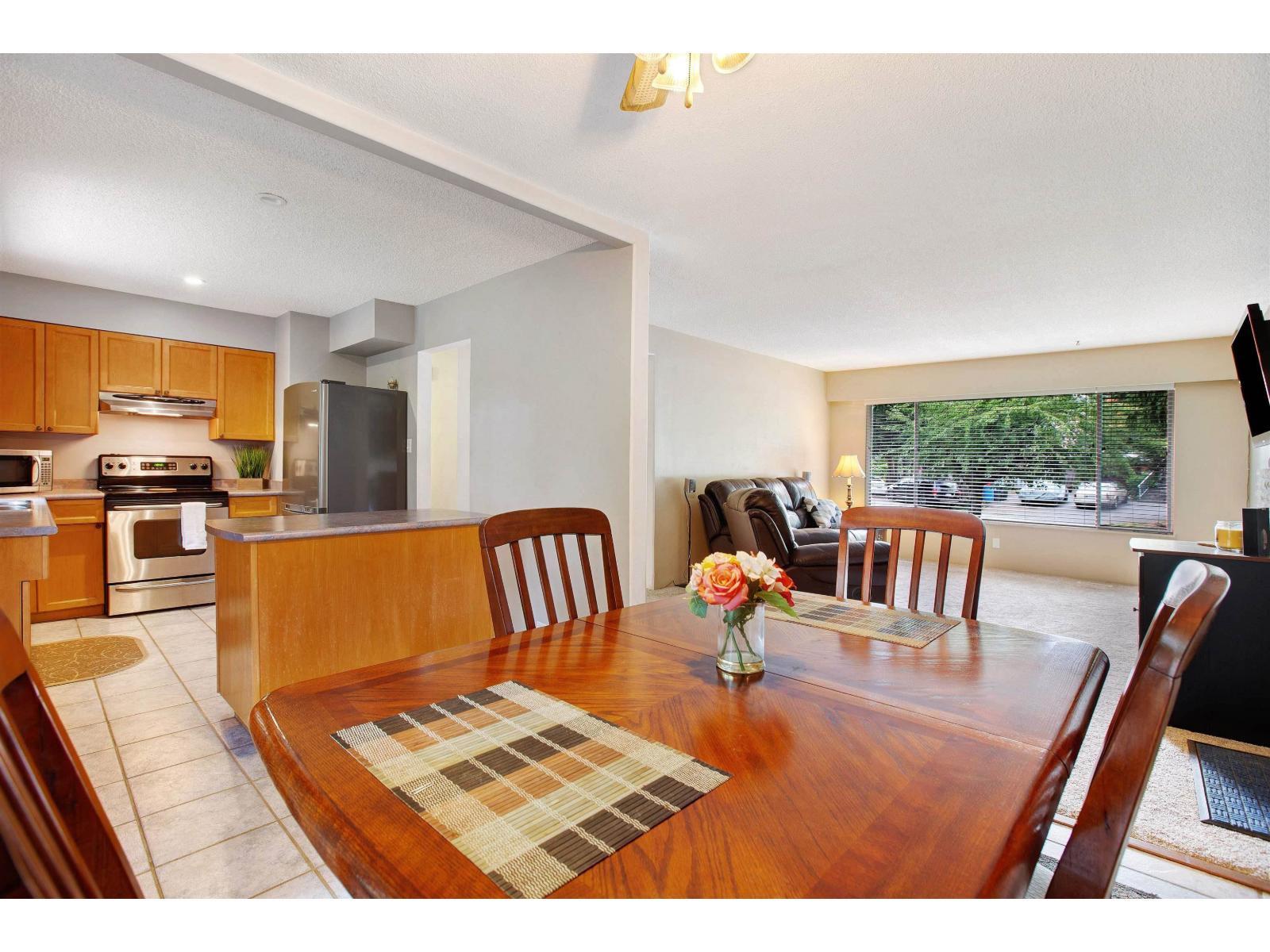10992 132a Street, Surrey, British Columbia V3T 3Y4 - Photo 9 - R3121363