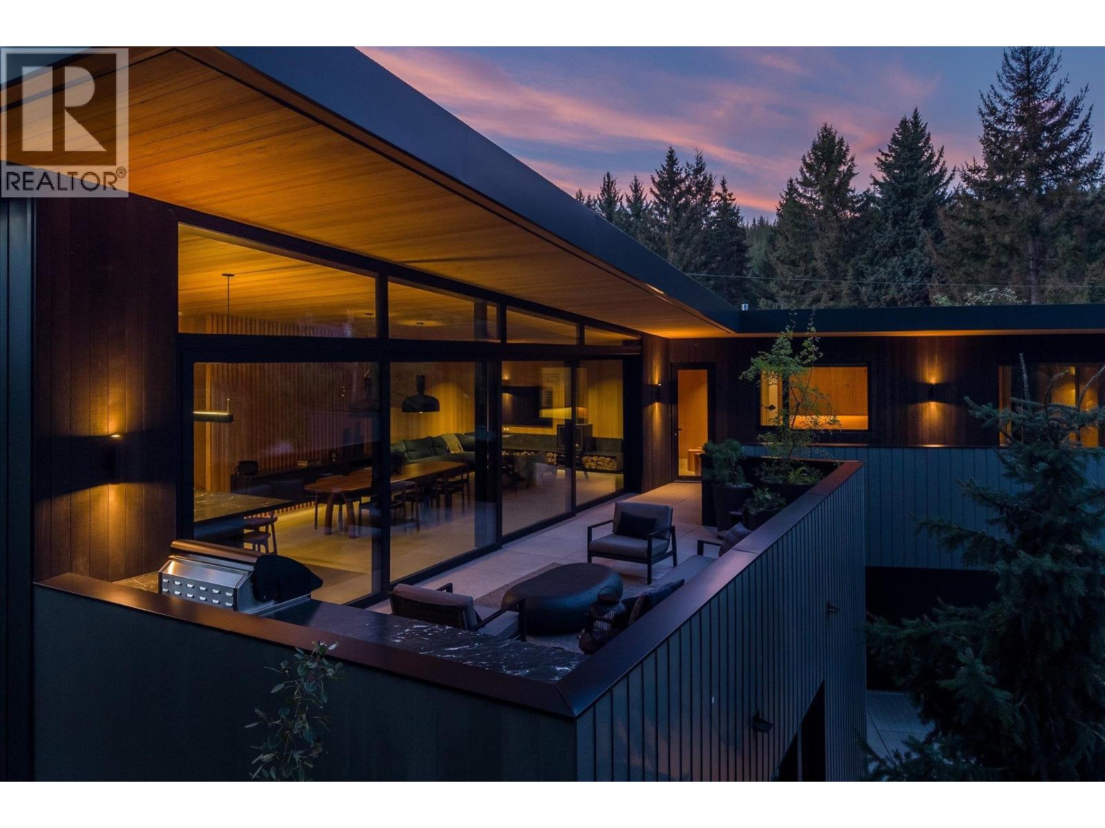 7501 AMBASSADOR CRESCENT, Whistler, British Columbia