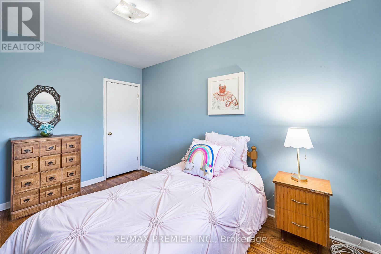 5 Valois Court, Toronto, Ontario M9V 2Z4 - Photo 13 - W13665382