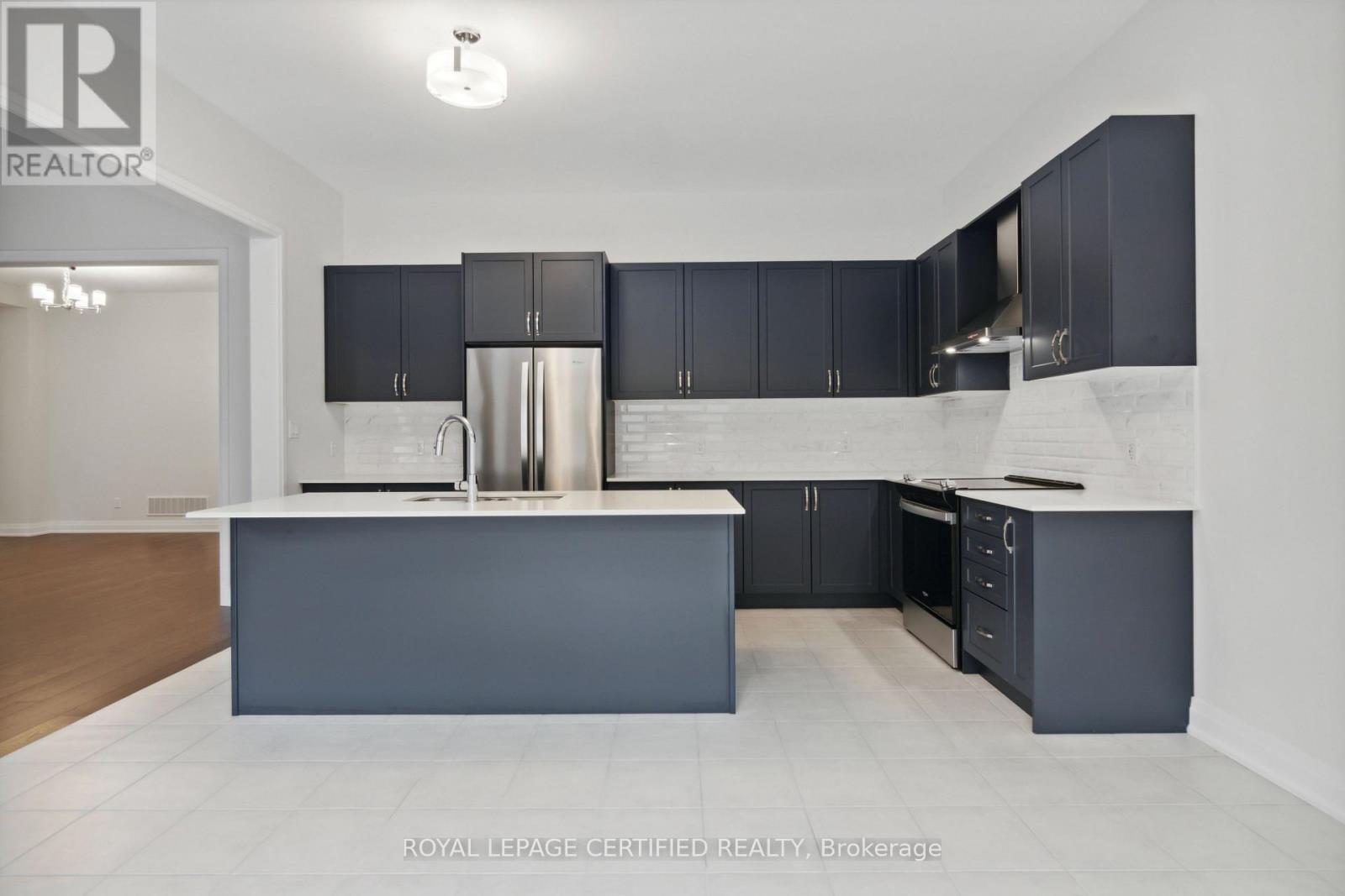 3 SWEET CICELY STREET, Springwater, Ontario