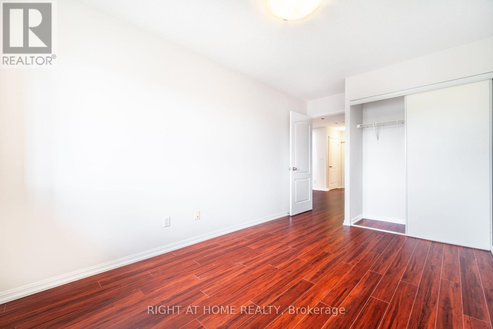 220 Grandview Way, Toronto, Ontario M2N 6V3 - Photo 17 - C13725578