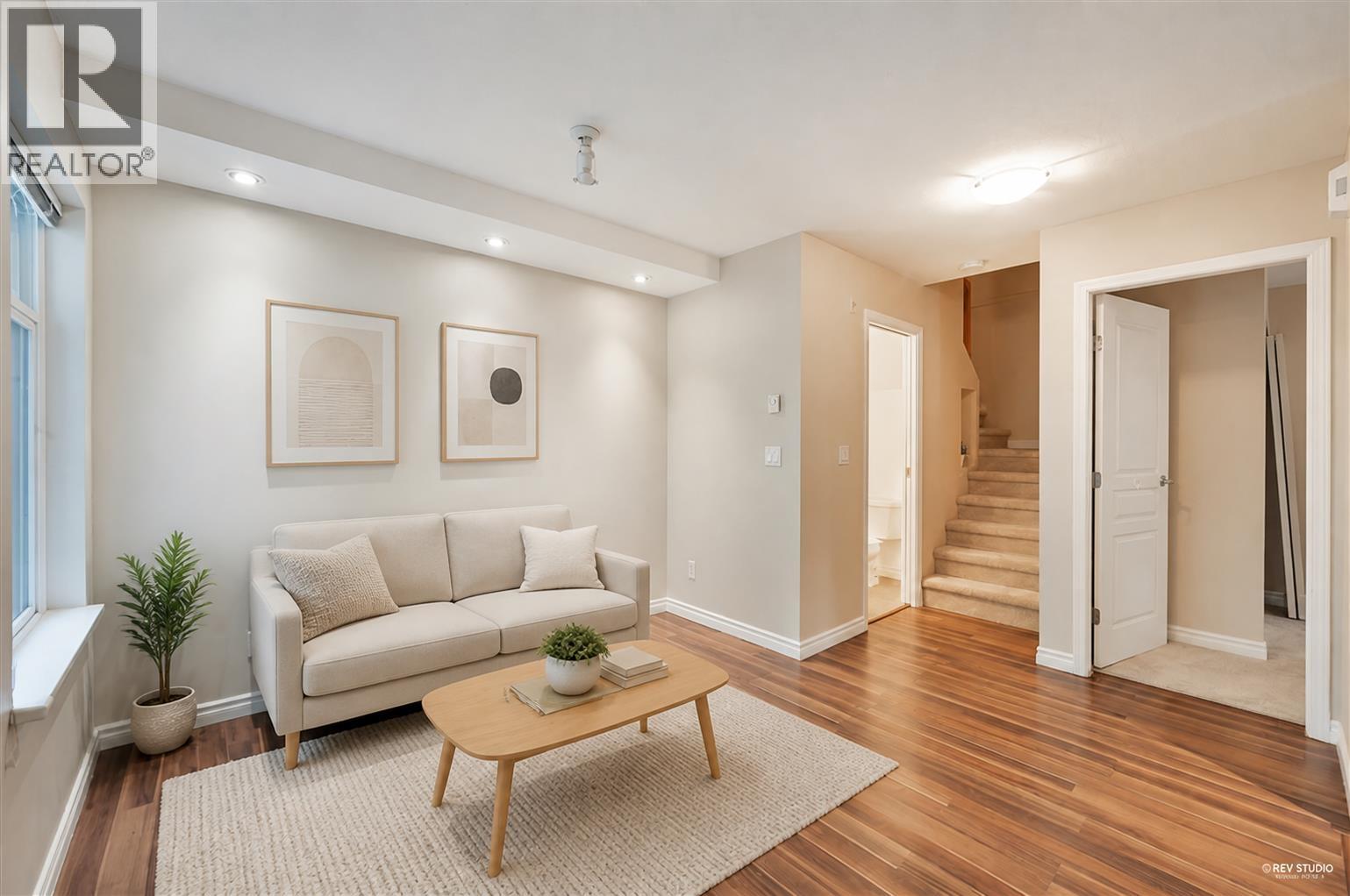 17 7488 Southwynde Avenue, Burnaby, British Columbia  V3N 5C6 - Photo 1 - R3159729