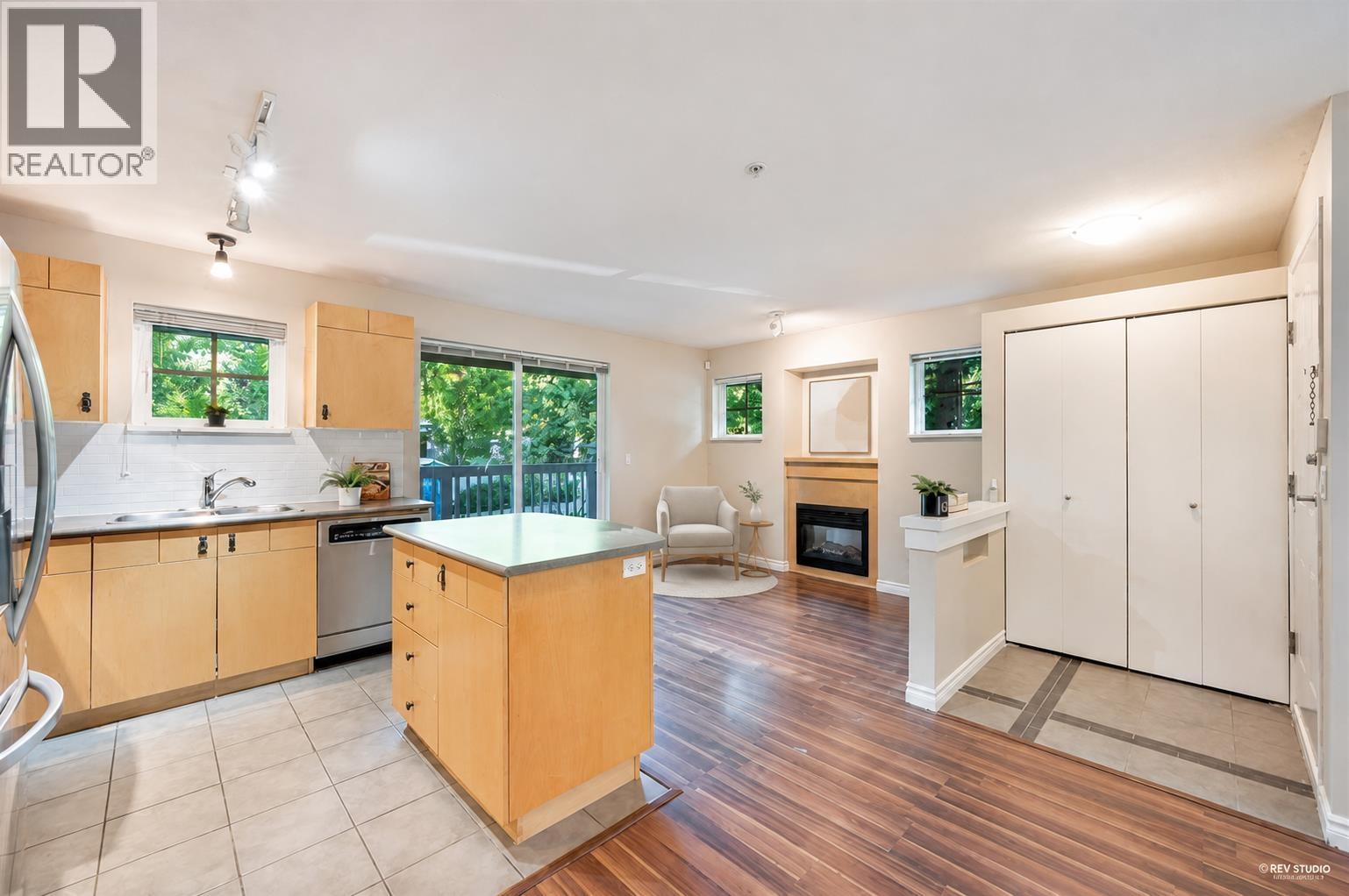 17 7488 Southwynde Avenue, Burnaby, British Columbia  V3N 5C6 - Photo 4 - R3159729