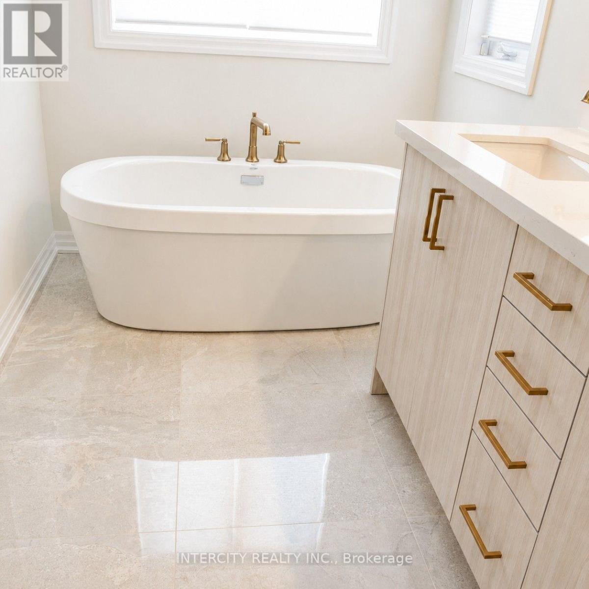 55 Pembrook Street, Caledon, Ontario  L7E 4M7 - Photo 13 - W13725140