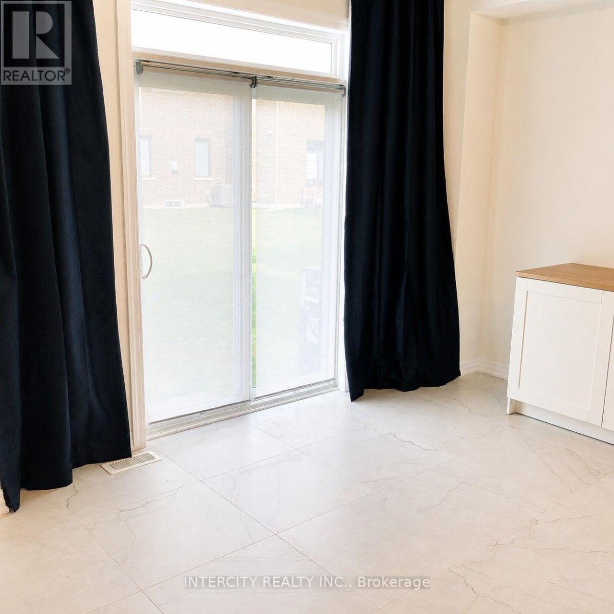 55 Pembrook Street, Caledon, Ontario  L7E 4M7 - Photo 8 - W13725140