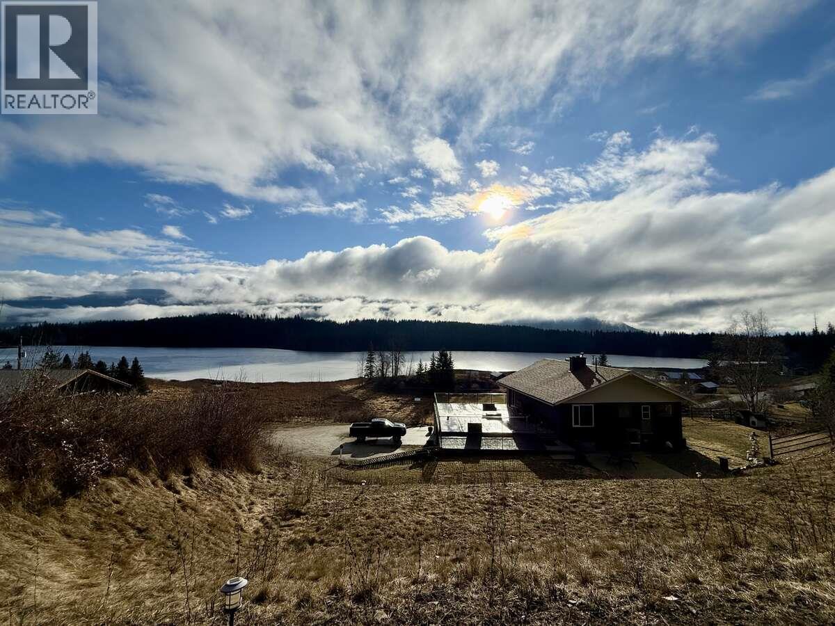 3304 White Lake Road, White Lake, British Columbia  V0E 2W1 - Photo 3 - 10391076