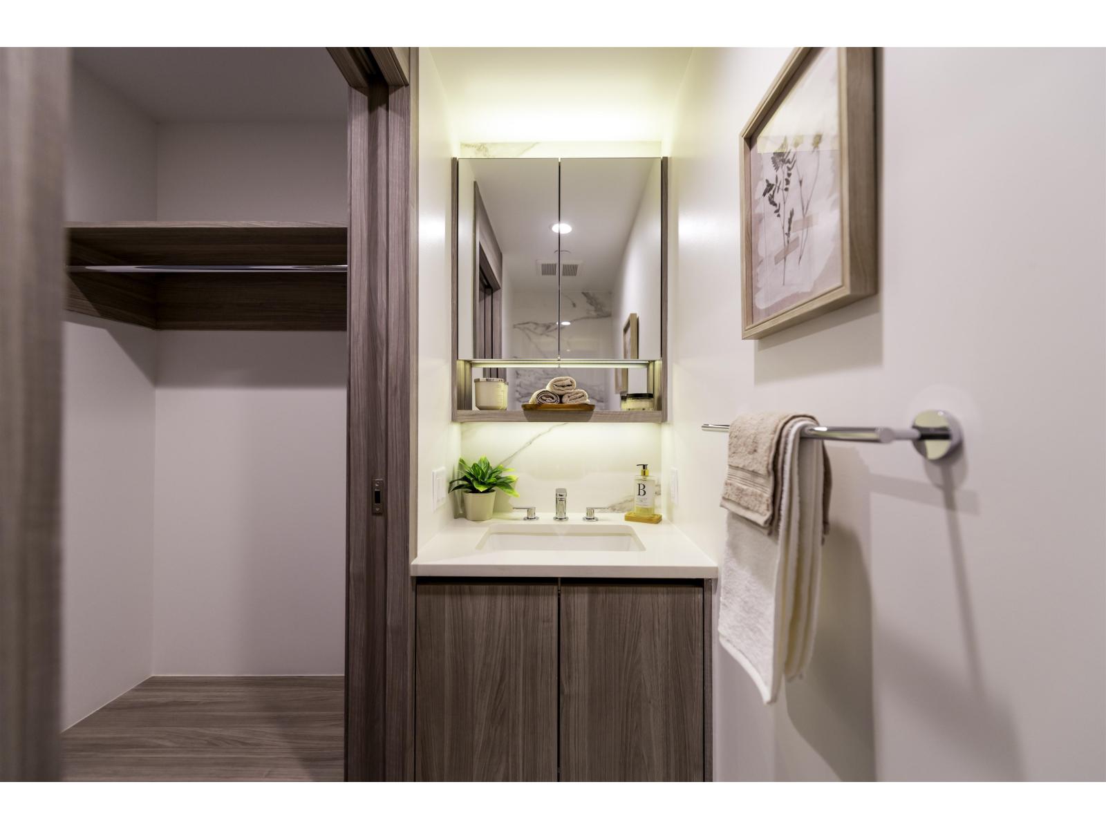 Th4 13778 100 Avenue, Surrey, British Columbia  V3T 0V2 - Photo 17 - R3159682