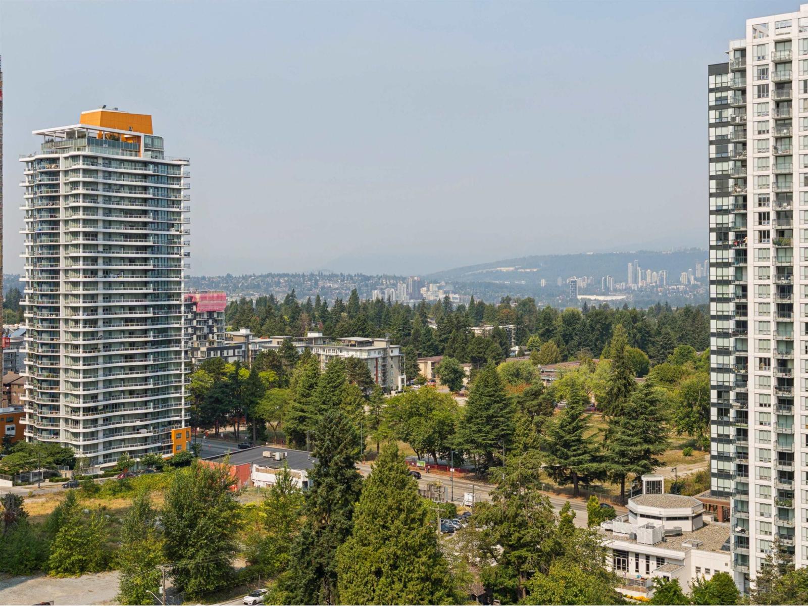 1903 13438 Central Avenue, Surrey, British Columbia  V3T 0N2 - Photo 32 - R3157336